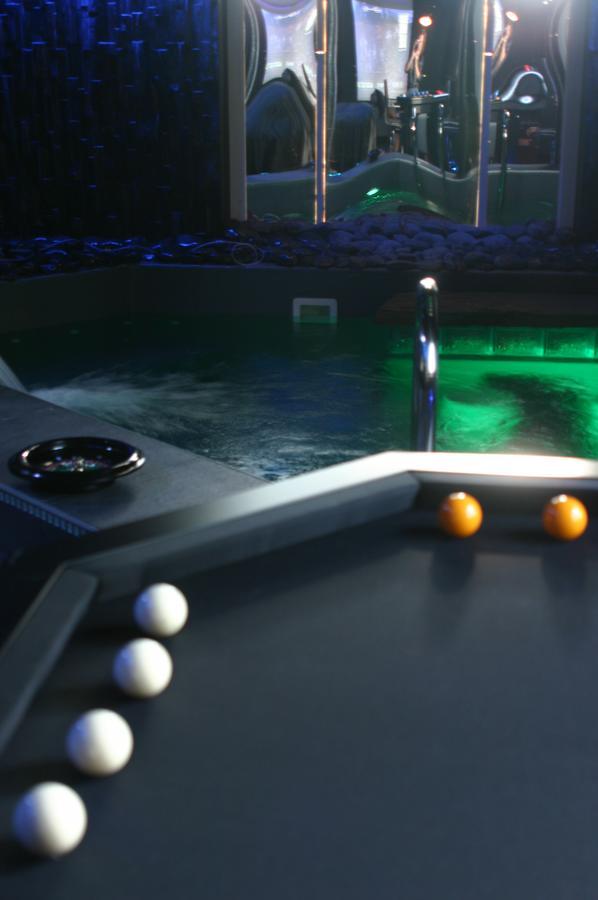 Bubble Lounge Hotel Hooglede Εξωτερικό φωτογραφία