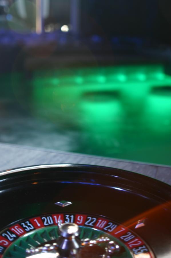 Bubble Lounge Hotel Hooglede Εξωτερικό φωτογραφία