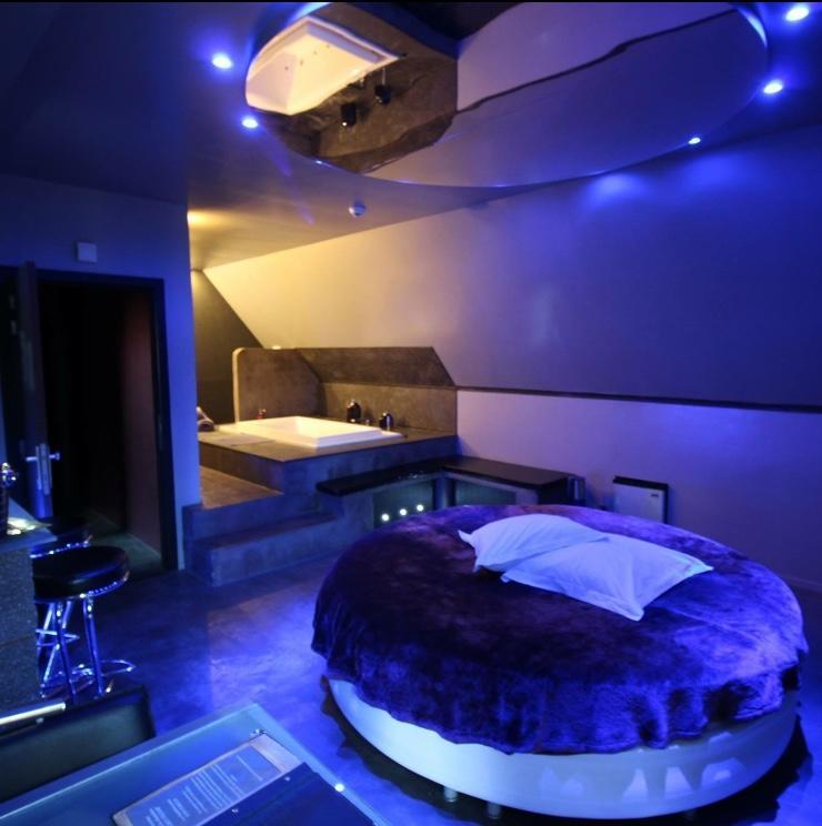 Bubble Lounge Hotel Hooglede Εξωτερικό φωτογραφία
